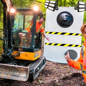 We Made Our Own DOOMSDAY BUNKER! (Zombie Survival Challenge)