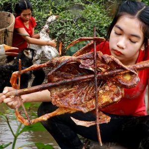 Survival  Skills |Bring goose for food in forest-Grilling goose hot spicy eating delicious