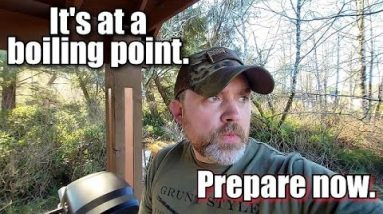 War Is Imminent! Russia Set To Invade Ukraine/WW3